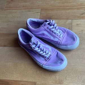 Dyed vans